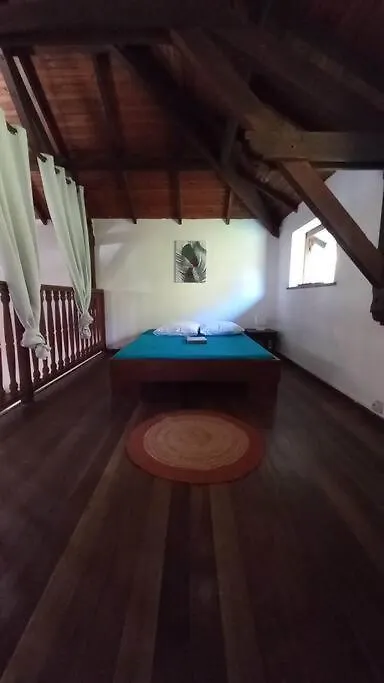 Kaz' Iguana: Maison Creole Privative, Quartier Golf St Francois Saint-Francois  Casa de Férias